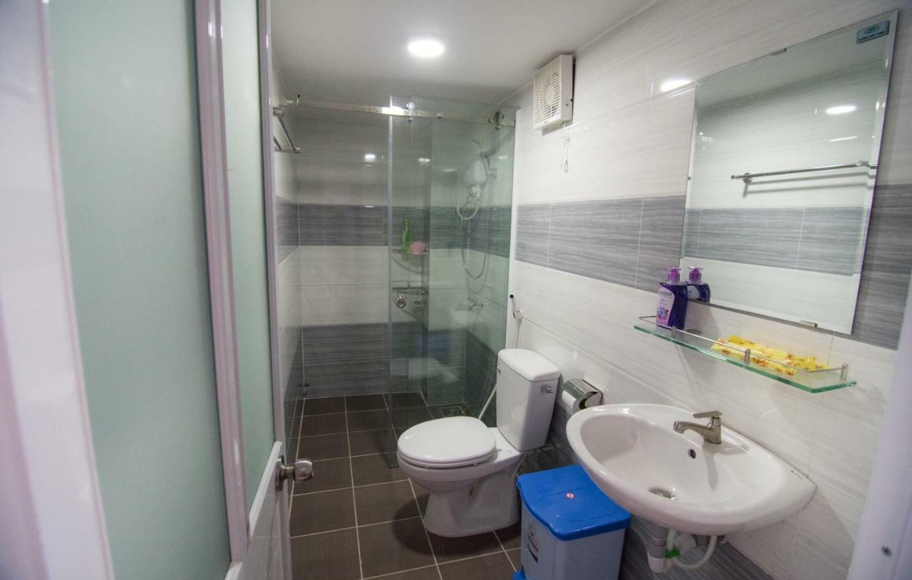 Language Exchange Hostel 2 Хошимин Екстериор снимка