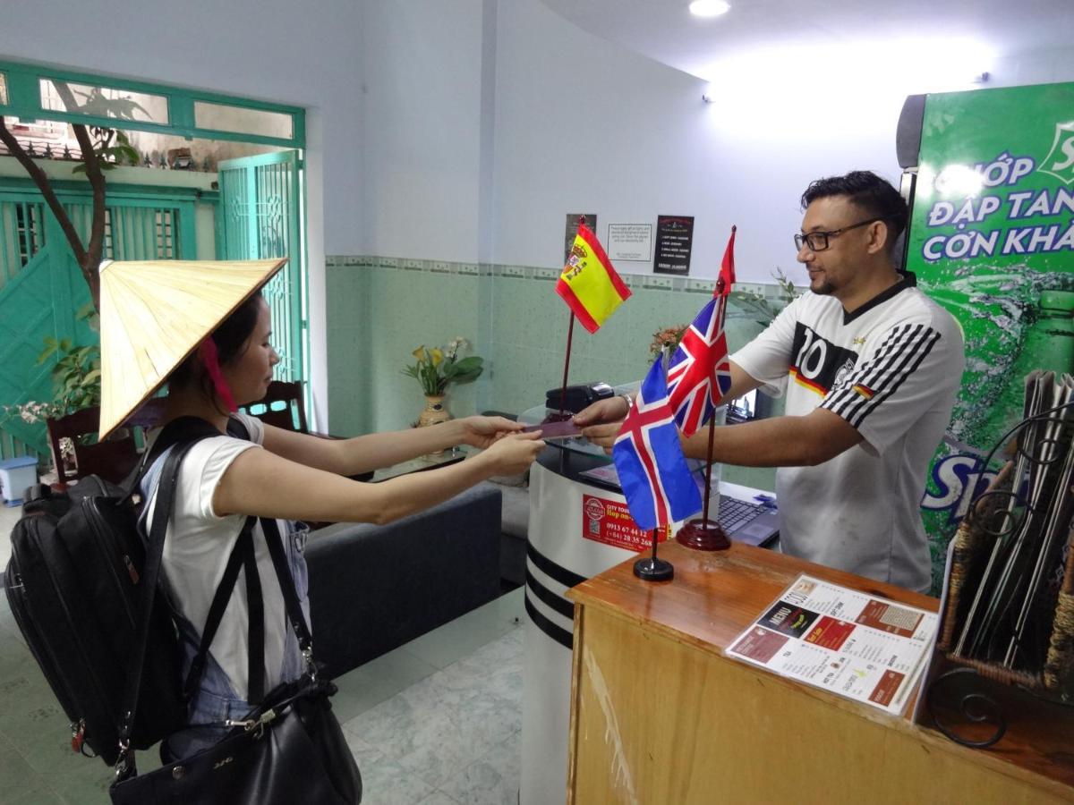 Language Exchange Hostel 2 Хошимин Екстериор снимка
